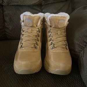 Bear Paw men’s winter boots size 11